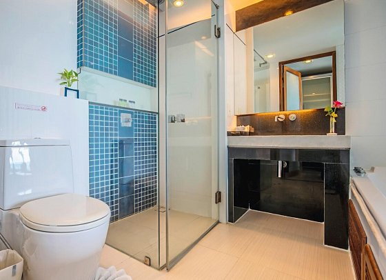 KC Beach Hotel Samui - Badbeispiel Luxury Sea View (Zimmercodierung UBP)