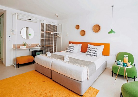 ibis Styles Golden Sands Roomer Hotel