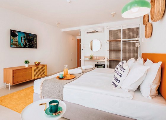 ibis Styles Golden Sands Roomer Hotel