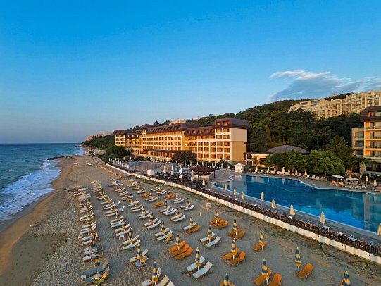 HVD Riviera Beach Hotel