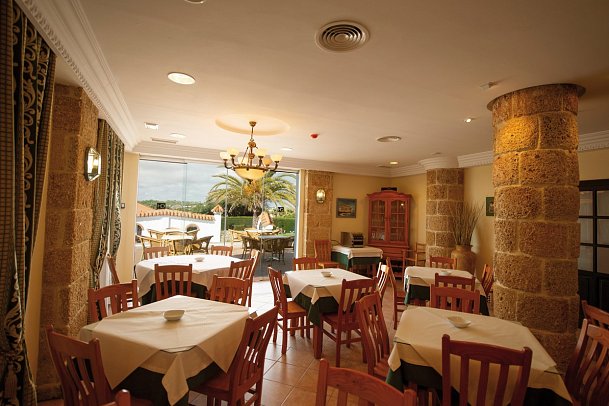 Hotel Diufain