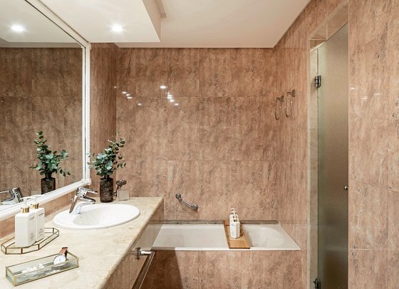 Palacio de Sancti Petri Gran Meliá - Badbeispiel Doppelzimmer Premium (Zimmercodierungen DM3, DM4 & DMF)