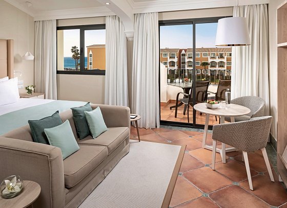 Palacio de Sancti Petri Gran Meliá - Wohnbeispiel Doppelzimmer Premium seitl. Meerblick (Zimmercodierungen DMN & DX1)