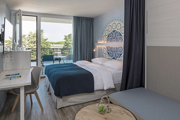 Falkensteiner Club Funimation Borik - Wohnbeispiel Doppelzimmer Superior Meerseite (Zimmercodierung DSC)