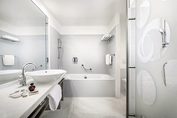 Falkensteiner Club Funimation Borik - Beispiel Bad (Zimmercodierungen FG1, WI2 & FD1)