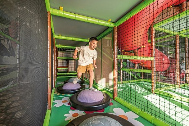 Falkensteiner Club Funimation Borik