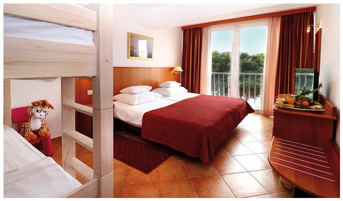 Hotel Zora - Wohnbeispiel Mini Familienzimmer Premium (Zimmercodierung FMC)