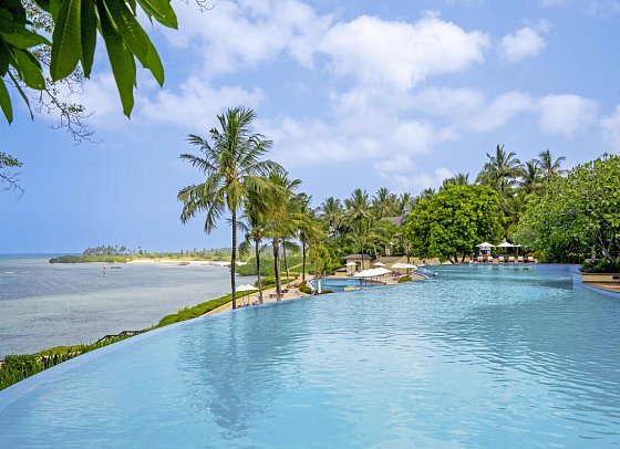 Sea Cliff Resort & Spa