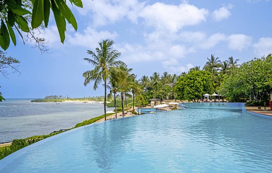 Sea Cliff Resort & Spa