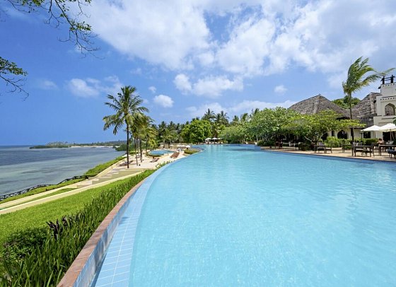 Sea Cliff Resort & Spa