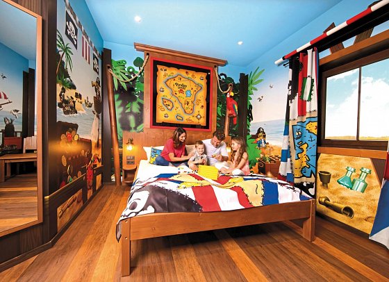 LEGOLAND® Feriendorf - Wohnbeispiel Pirateninsel Zimmer (Zimmercodierungen RE2 & RS2)