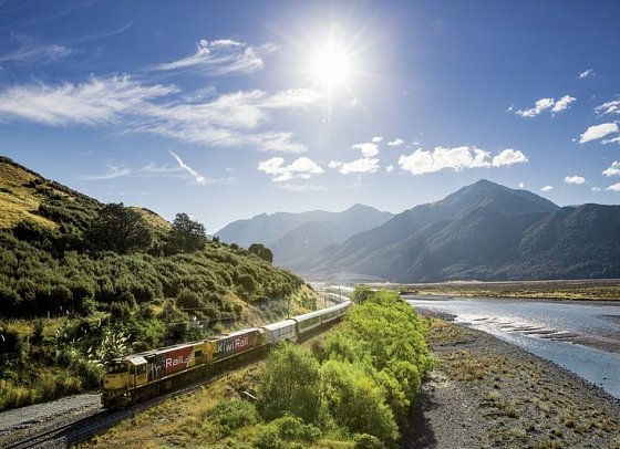 Rundreise Erlebnis Neuseeland auf Schiene und Straße - Waimakariri River