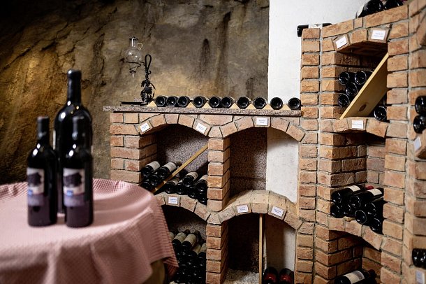 Hotel Enzian - Weinkeller