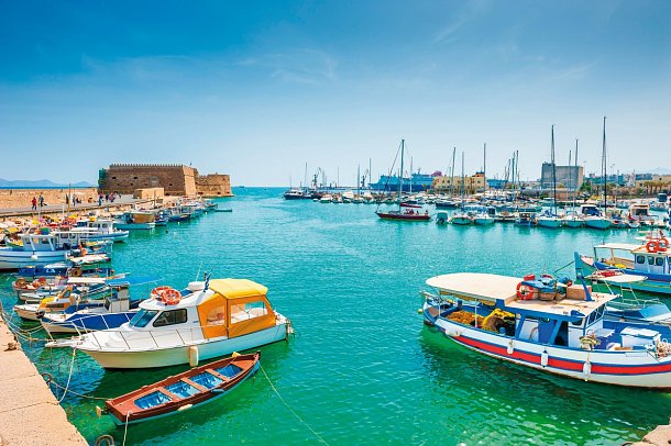 Östliches Mittelmeer mit Istanbul und Baden mit AIDAstella - Hafen von Heraklion