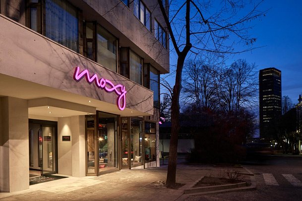 Städtereise Belgrad mit EXPO - Außenansicht Moxy Hotel Belgrad
