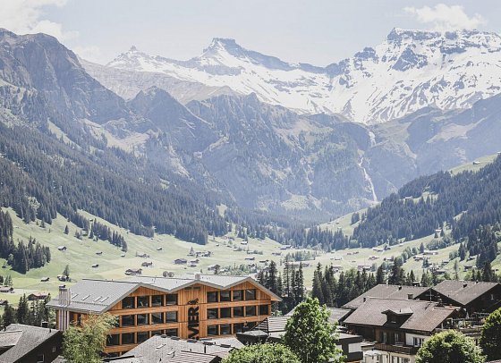 Revier Mountain Lodge Adelboden - Außenansicht Hotel