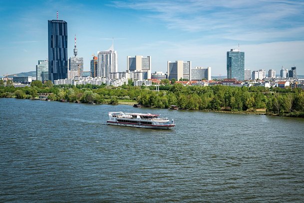 MS Kaiserin Elisabeth - Ausflug nach Bratislava mit Martini Gansl