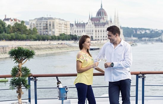 MS Primadonna Budapest Pecs für Hobby Historiker