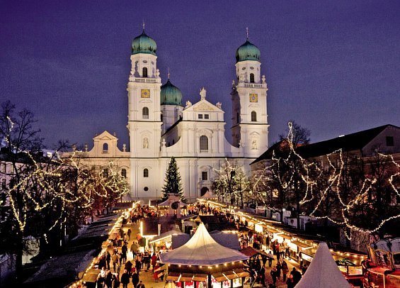 MS Primadonna - Stimmungsvolle Adventmärkte - Dom St. Stephan Passau