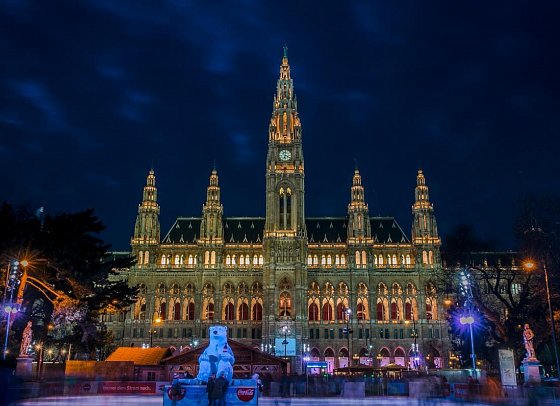 MS Primadonna - Stimmungsvolle Adventmärkte - Wiener Rathaus
