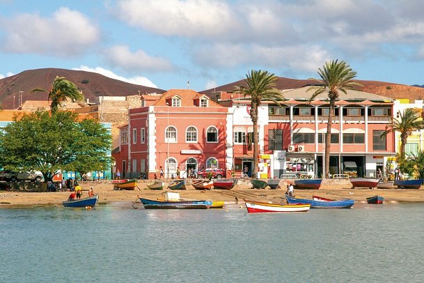 Transatlantik Buenos Aires - Savona mit Costa Serena - Mindelo