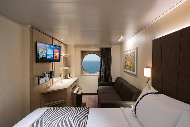 Karibik pur ab/bis Martinique mit MSC World Europa