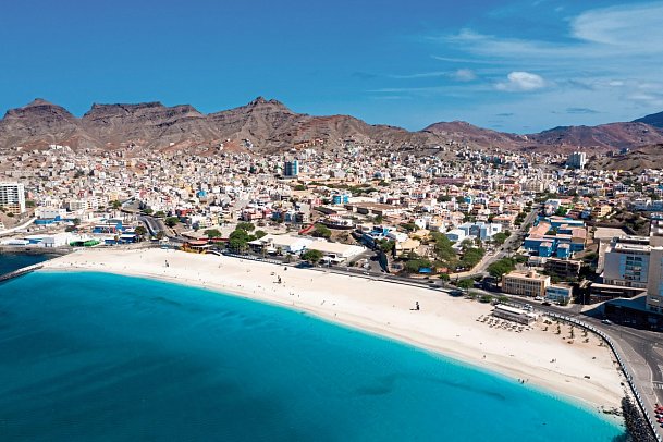 Transatlantik von Rio de Janeiro nach Venedig mit MSC Armonia - Mindelo auf São Vicente