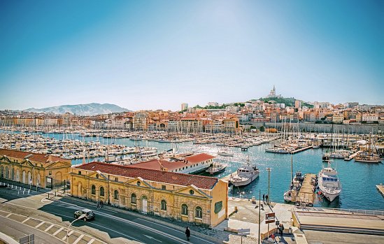 Familien-Minikreuzfahrt mit Costa Toscana