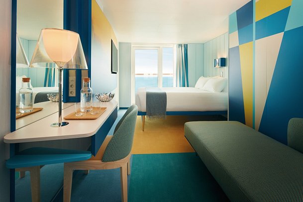 Westliches Mittelmeer im Winter mit Costa Toscana