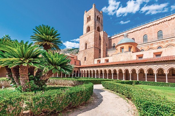 Westliches Mittelmeer im Winter mit Costa Toscana - Kathedrale von Monreale