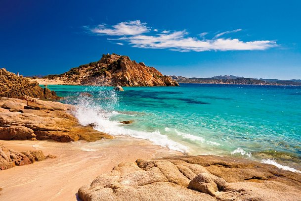 Italien, Frankreich, Spanien mit Costa Pacifica - Sardinien - Nordküste