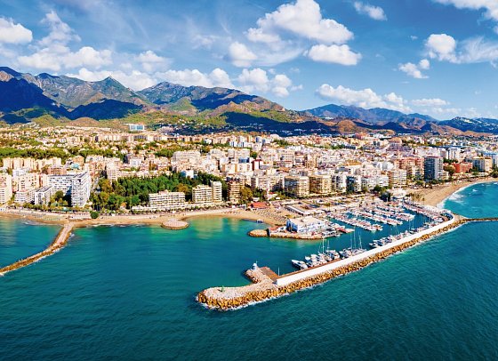 Sonnenfinsternis erleben mit Costa Fascinosa - Marbella – Hafen