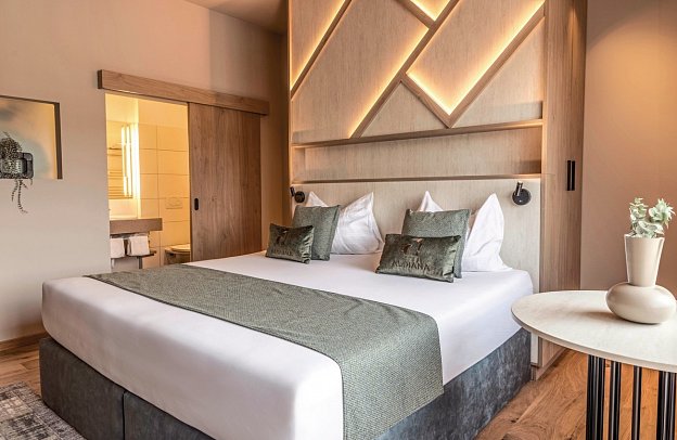 Aldiana Club Salzkammergut - Wohnbeispiel Familienzimmer mit Verbindungstür (Zimmercodierungen FV1 & FVB)