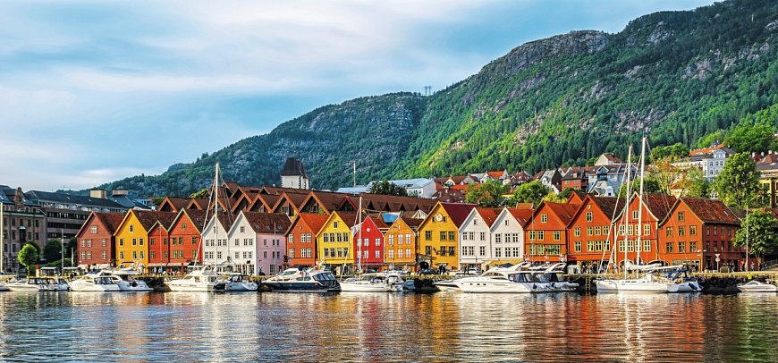 Norwegische Fjorde mit Costa Favolosa - Bergen
