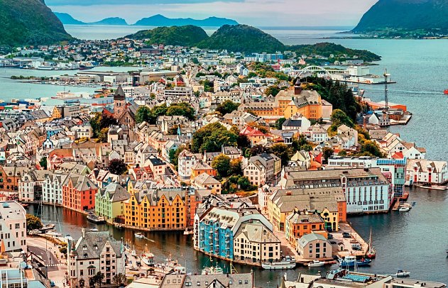 Norwegische Fjorde mit Costa Favolosa - Ålesund