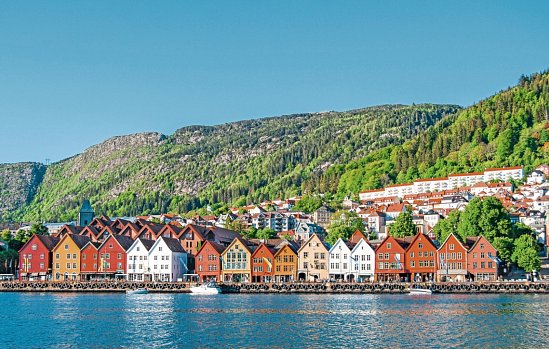 Norwegen Fjord-Weltnaturerbe mit AIDAprima