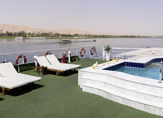 Nilkreuzfahrt & Baden in Hurghada - Nile Crown
