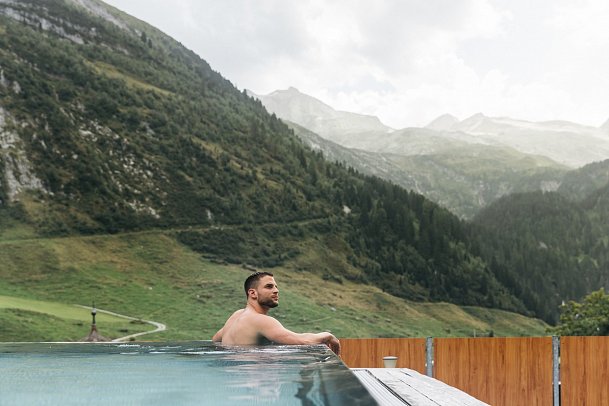 Hotel Klausnerhof - Pool außen