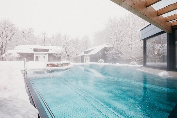 Naturel Hoteldorf SCHÖNLEITN - Outdoorpool Winter