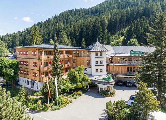 Trattlerhof - Außenansicht Hotel