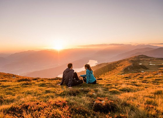 Trattlerhof - Wandern im Sonnenuntergang