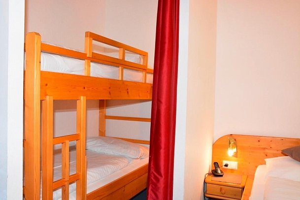Familienhotel Nockalm - Familienzimmer