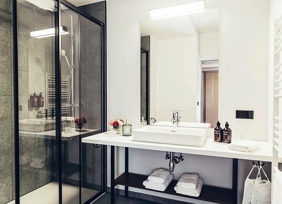 Hotel Dermuth Klagenfurt - Badezimmer