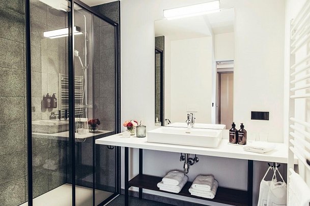 Hotel Dermuth Klagenfurt - Badezimmer