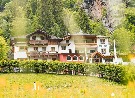 Pirkers Natur & Bio Familienhotel - Außenansicht Hotel