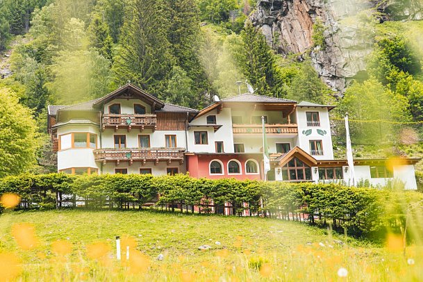 Pirkers Natur & Bio Familienhotel - Außenansicht Hotel