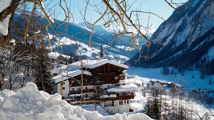 Alpin Panorama-Hotel Lärchenhof - Außenansicht Hotel Winter