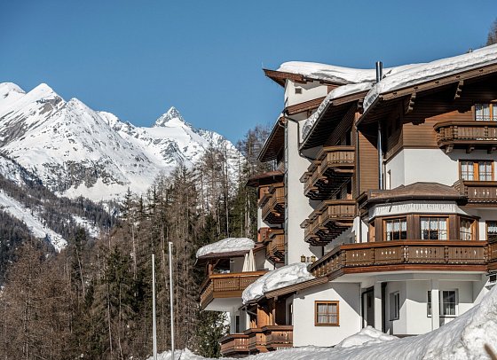Alpin Panorama-Hotel Lärchenhof - Außenansicht Hotel Winter
