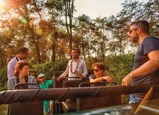 Nepal Rundreise - Jeep Safari im Chitwan NP