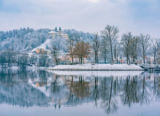 Silvester Gala auf der Donau - Winterlandschaft bei Passau